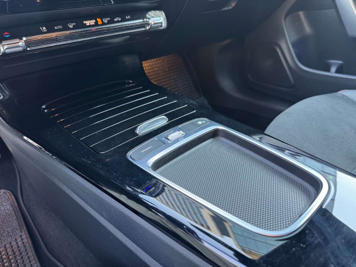 Mercedes-Benz Cla200 — foto 10 de 19