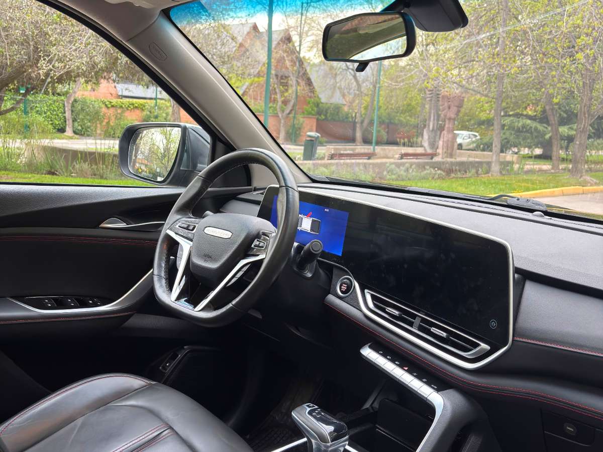 Maxus T90 — foto 10 de 10