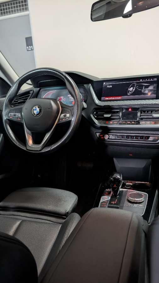 BMW 218I — foto 17 de 29
