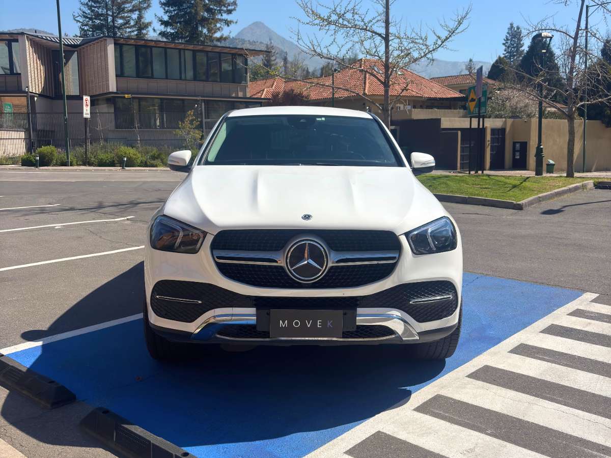 Mercedes-Benz Gle350 D — foto 3 de 11