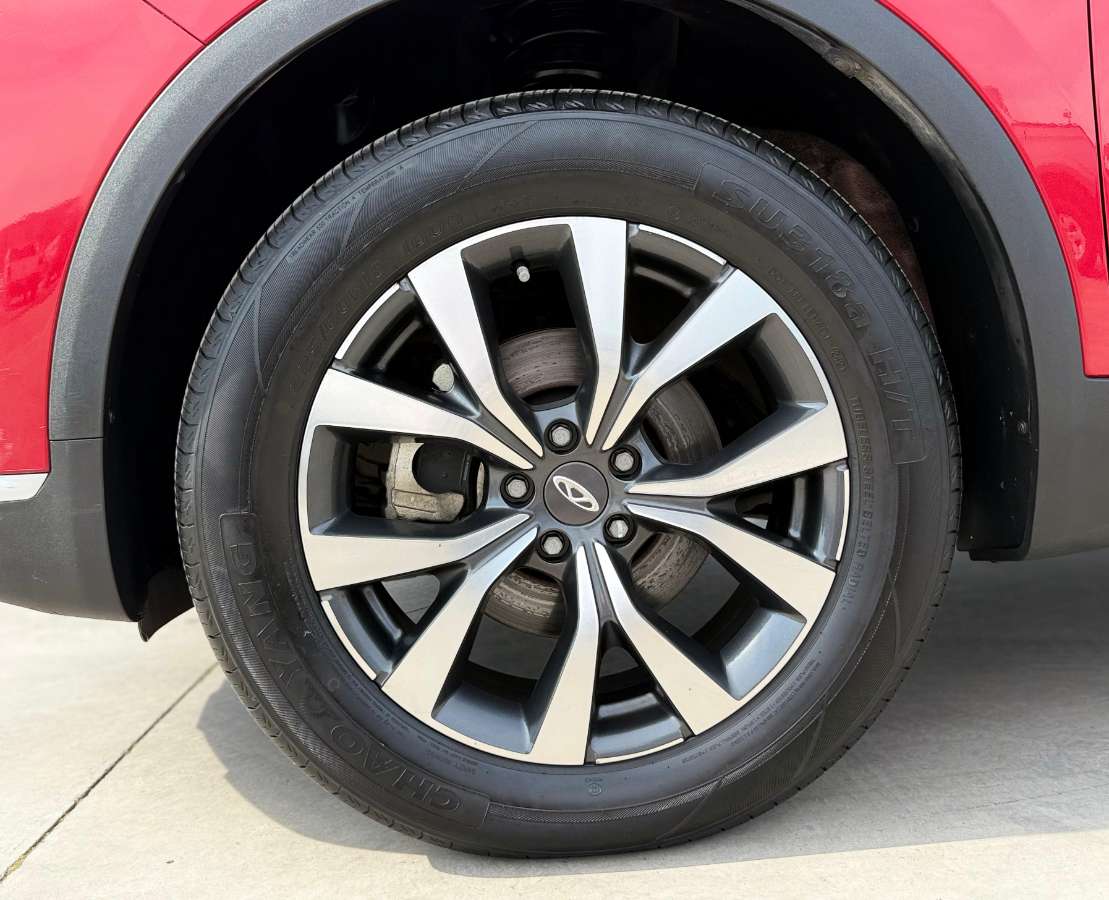 Chery Tiggo 7 — foto 9 de 21