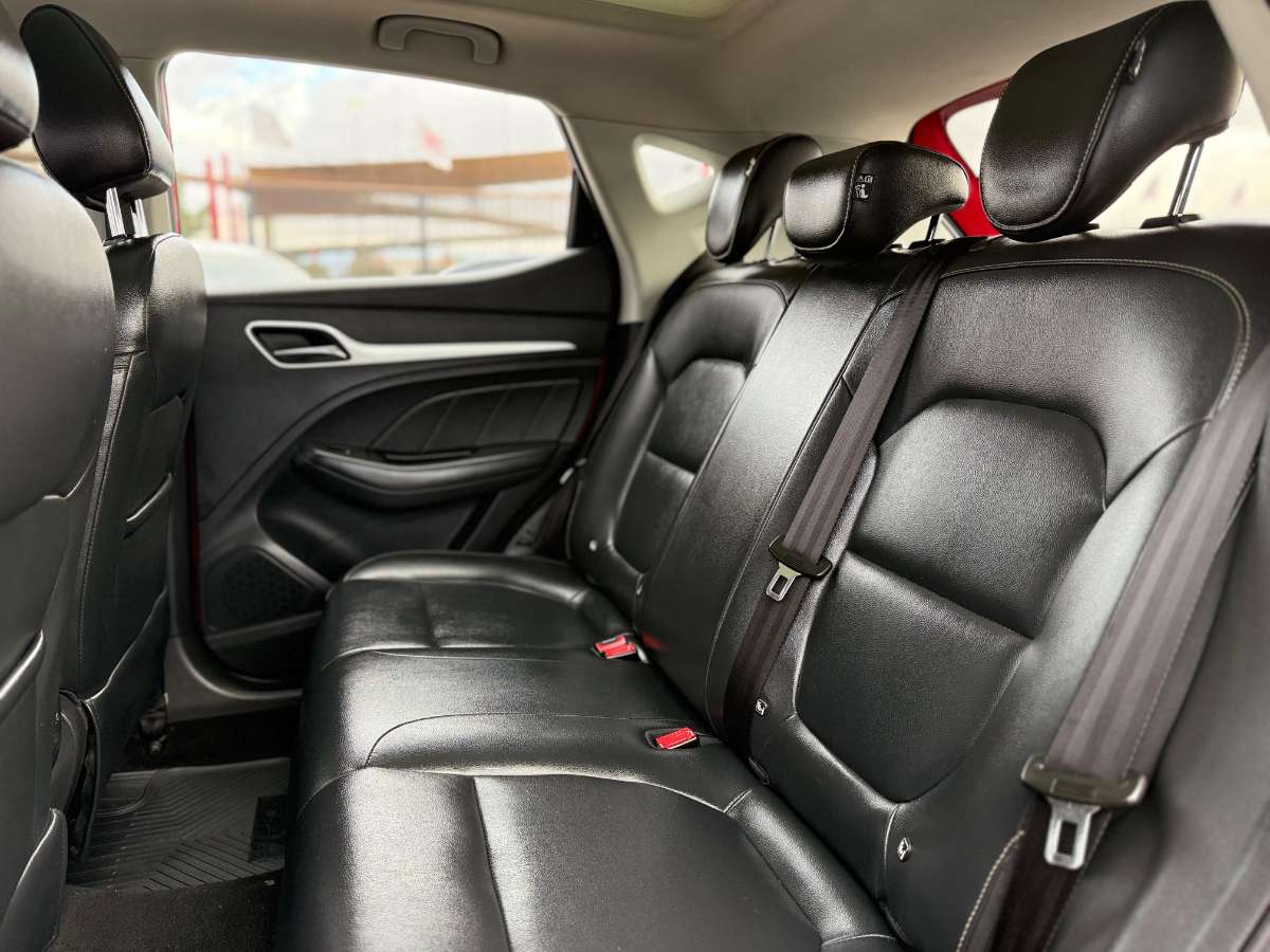 MG Zs — foto 17 de 20