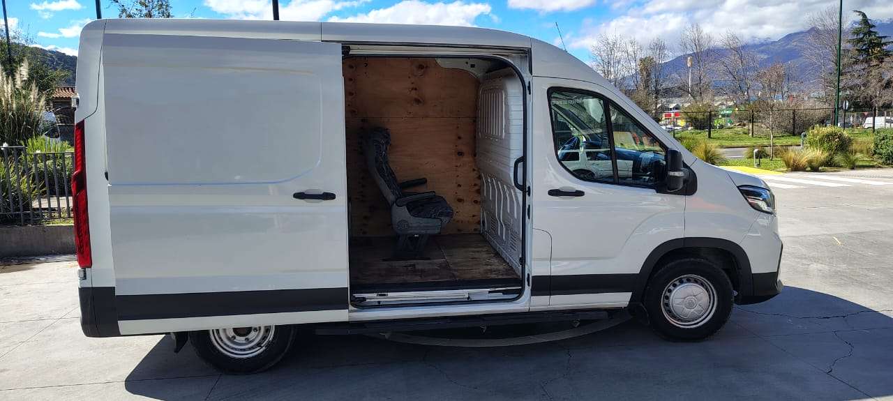 Maxus Deliver 9 — foto 4 de 9