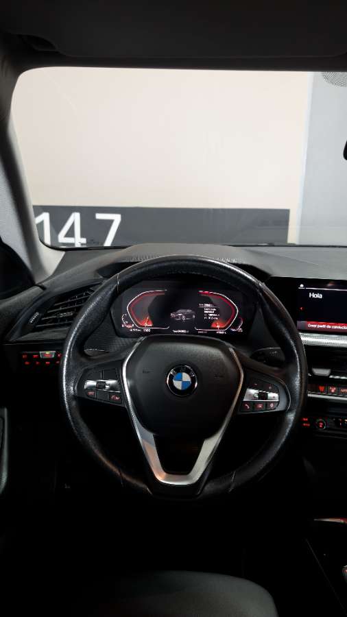 BMW 218I — foto 20 de 29
