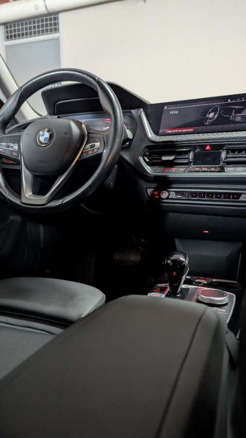 BMW 218I — foto 22 de 29
