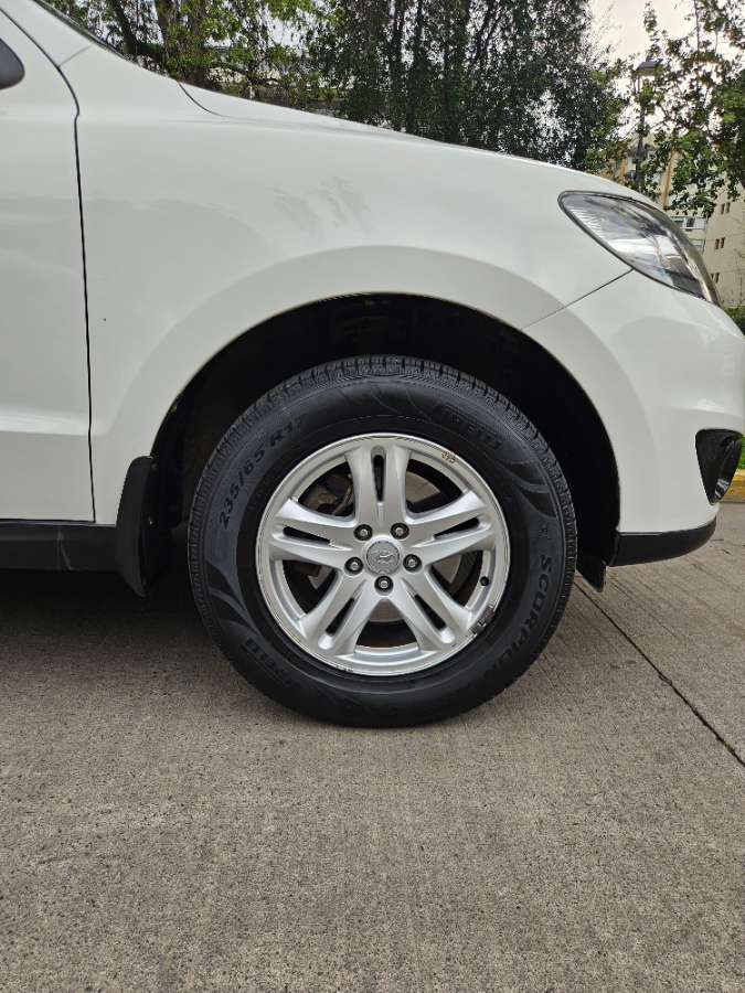 Hyundai Santa Fe — foto 24 de 25