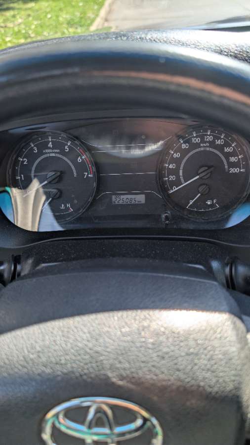 Toyota Hilux — foto 15 de 20