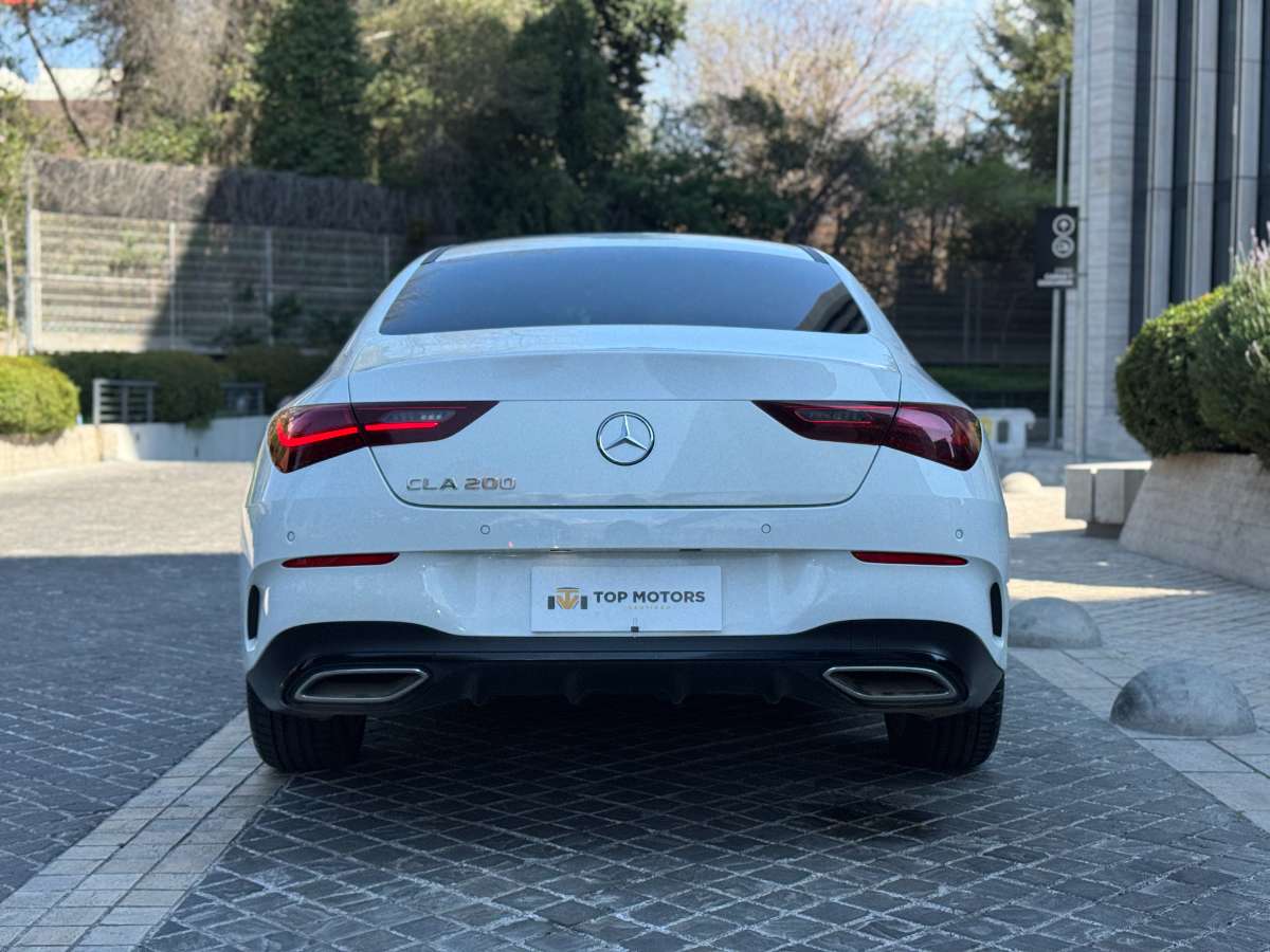 Mercedes-Benz Cla200 — foto 5 de 19