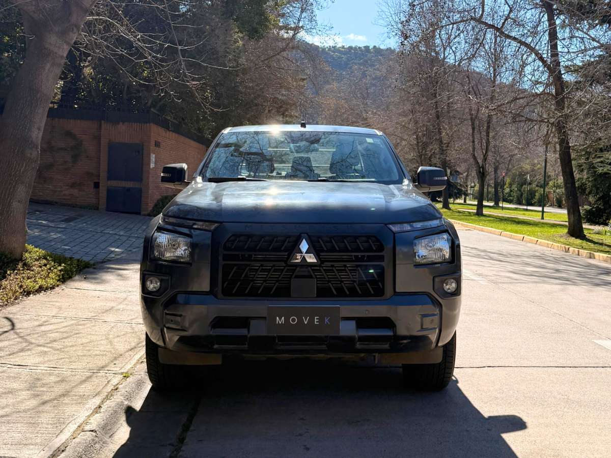 Mitsubishi New L200 — foto 3 de 10