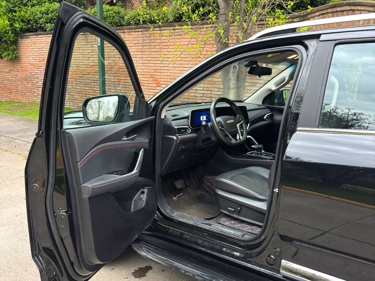 Maxus T90 — foto 7 de 10
