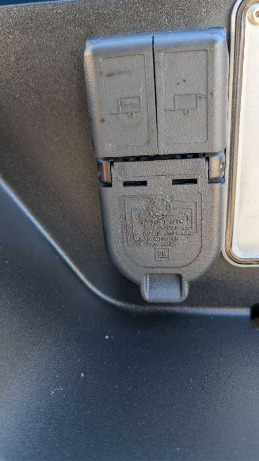 Chevrolet Silverado — foto 15 de 31