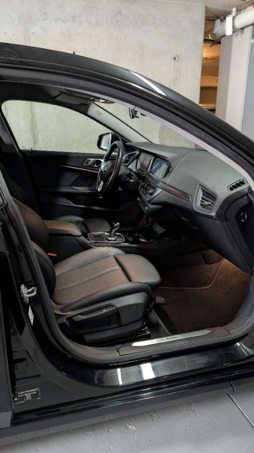 BMW 218I — foto 27 de 29