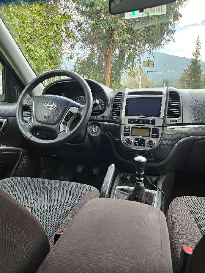 Hyundai Santa Fe — foto 15 de 25