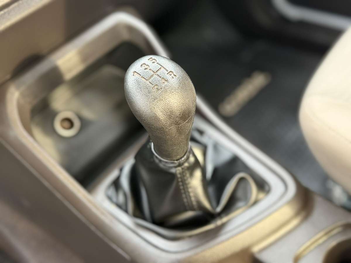 Chevrolet N400 Max — foto 15 de 20