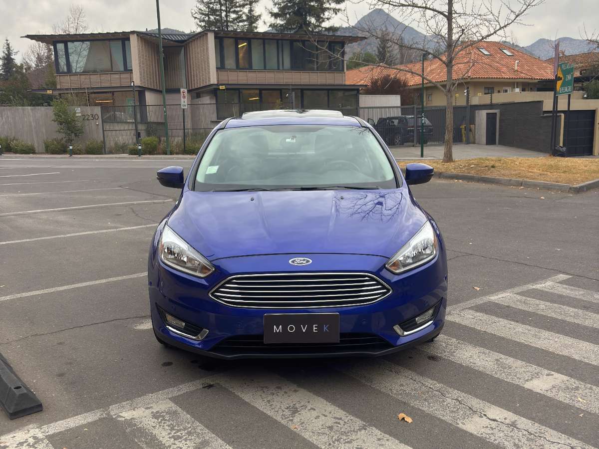 Ford New Focus Titanium 2.0 Aut — foto 2 de 10