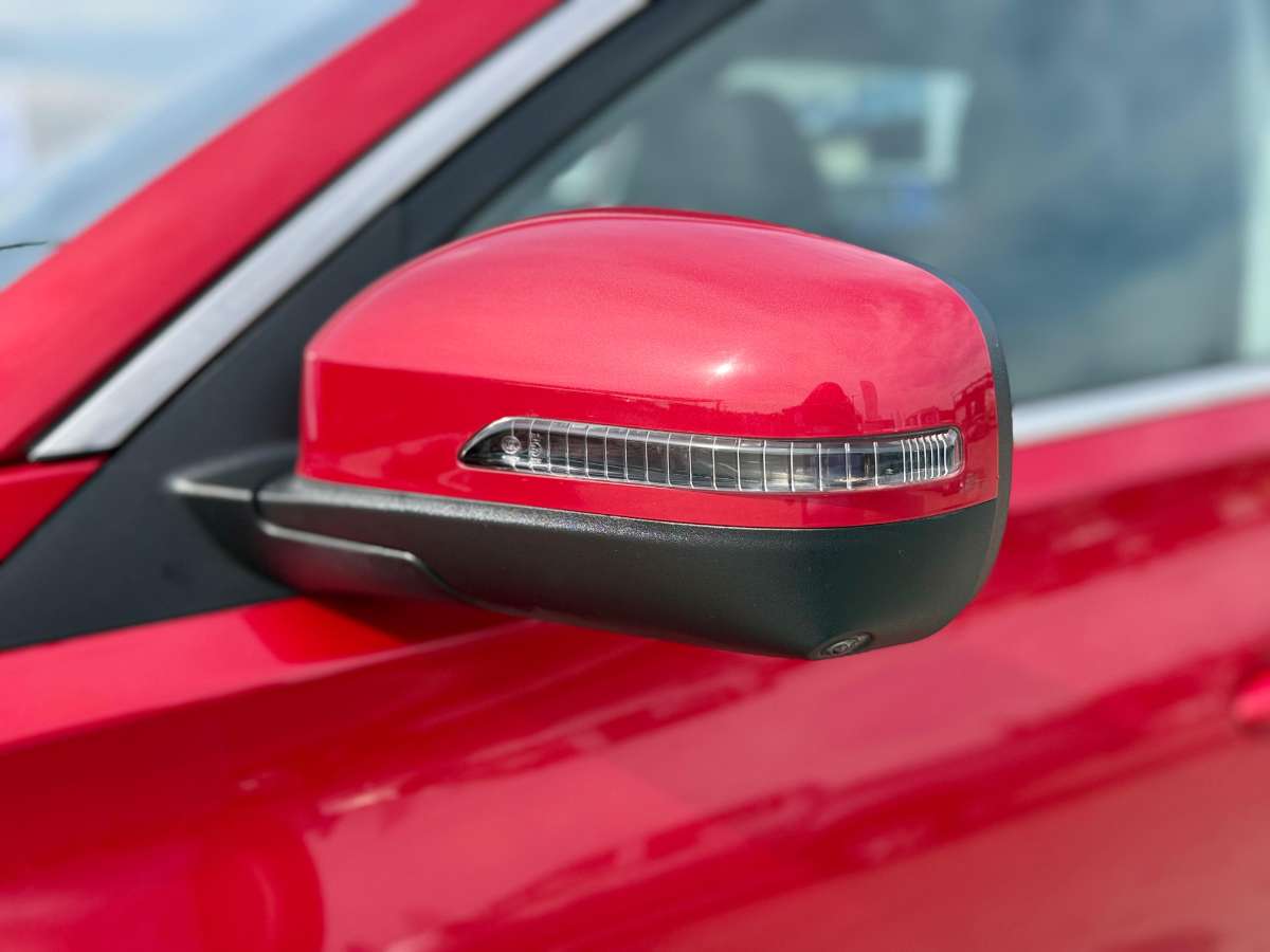 Chery Tiggo 7 — foto 8 de 21