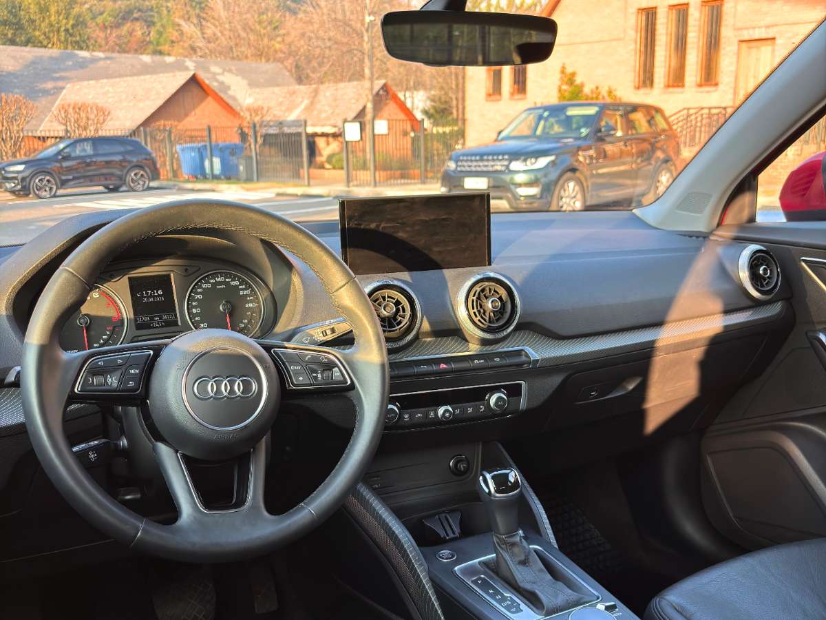 Audi Q2 — foto 8 de 10