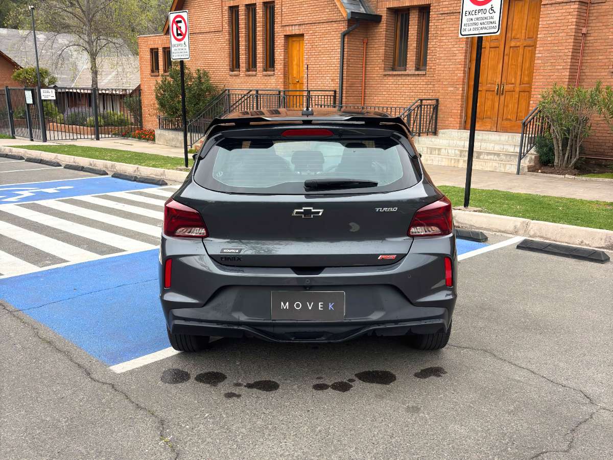 Chevrolet Onix Hb — foto 5 de 9