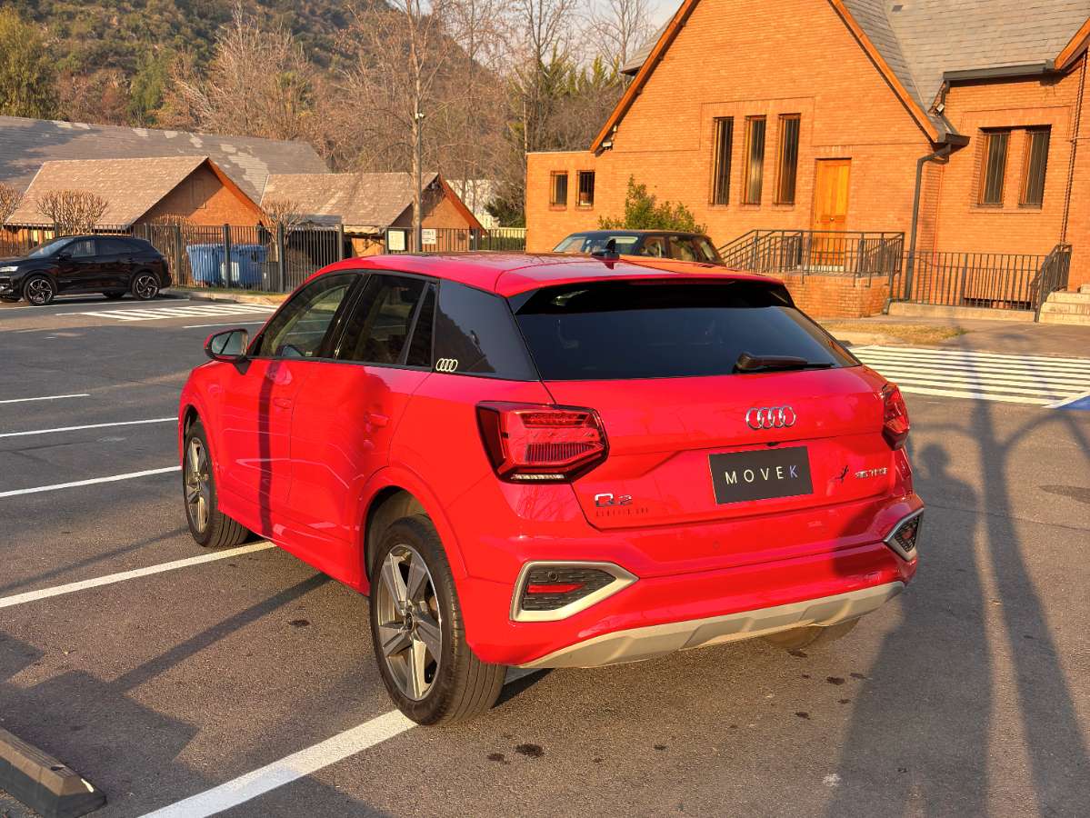 Audi Q2 — foto 6 de 10
