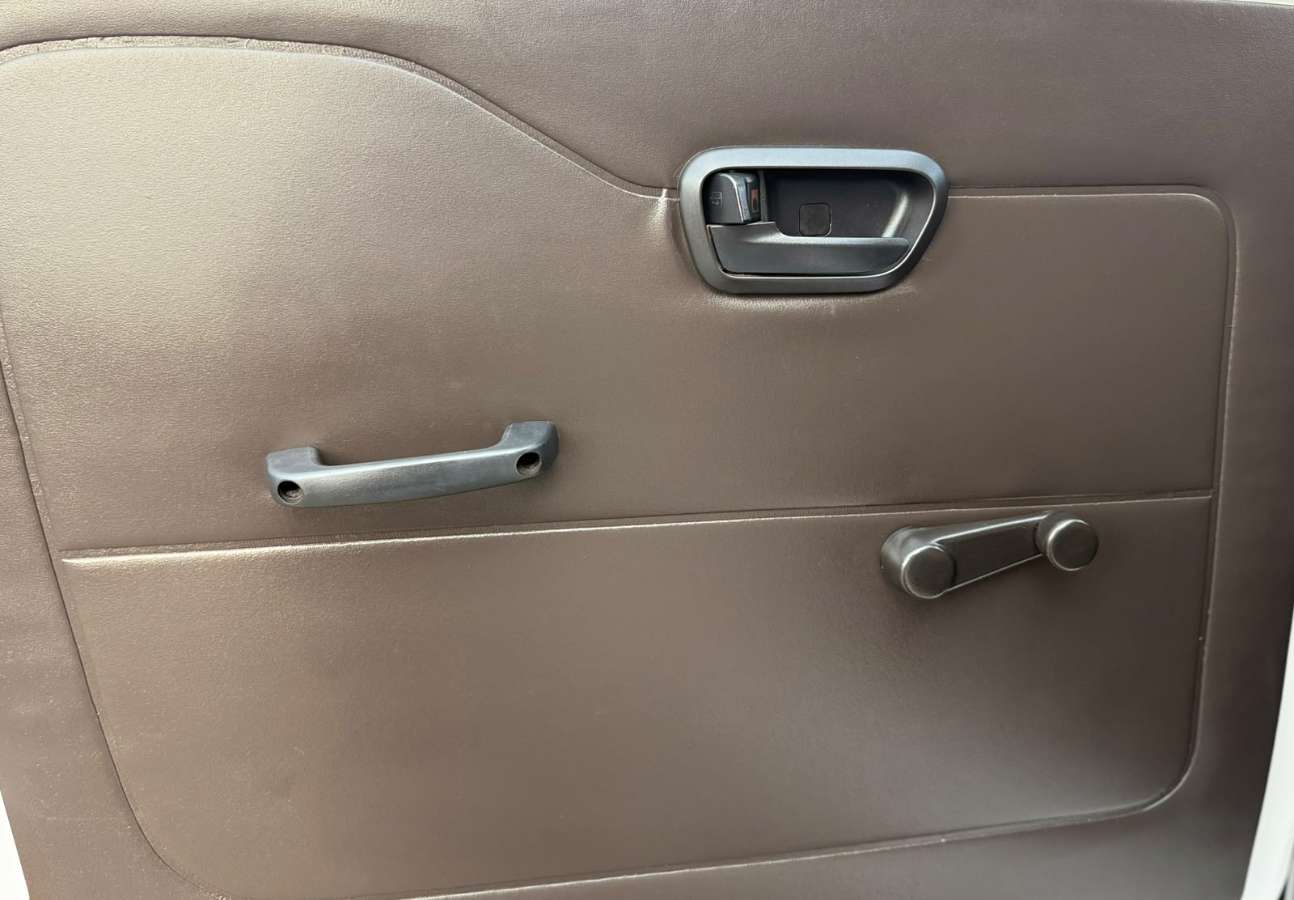 Chevrolet N400 Max — foto 11 de 20