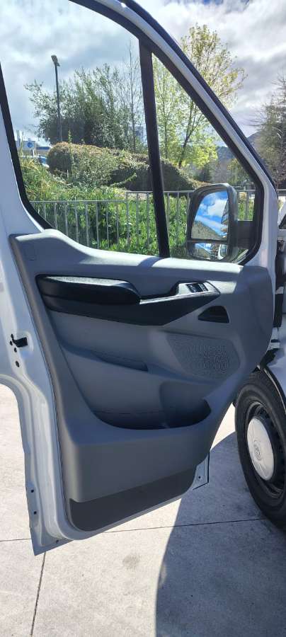 Maxus Deliver 9 — foto 7 de 9