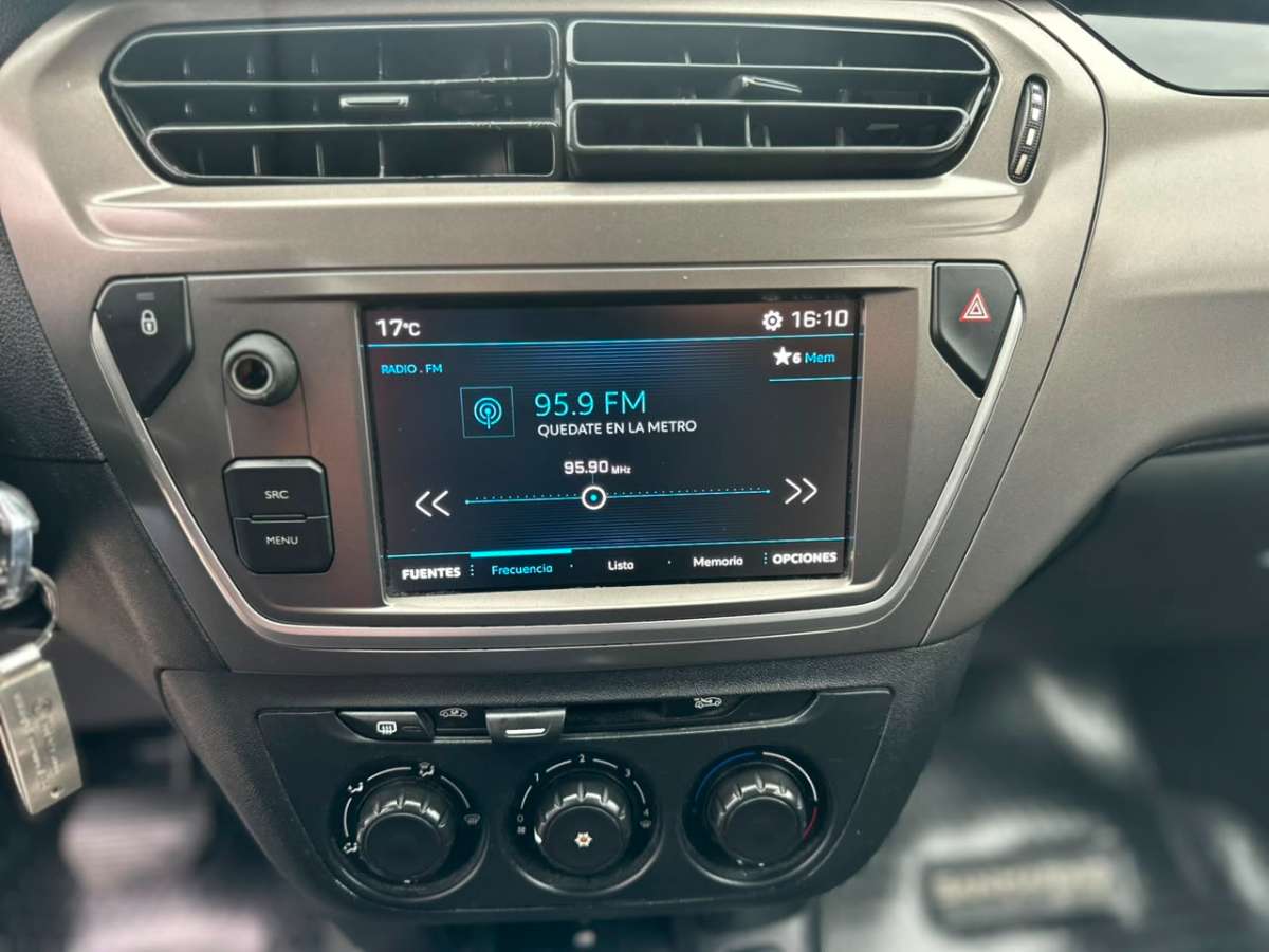 Peugeot 301 Active Vti1.6 Aut — foto 13 de 17
