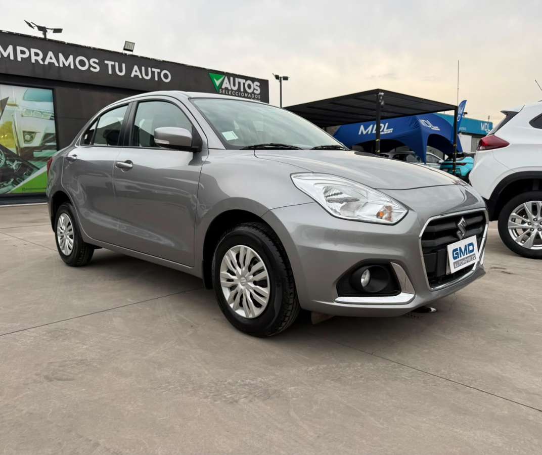 Suzuki Dzire — foto 4 de 17