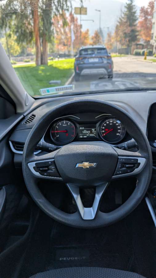Chevrolet Onix — foto 21 de 22