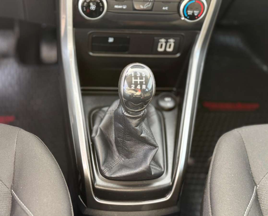 Ford Ecosport — foto 15 de 19