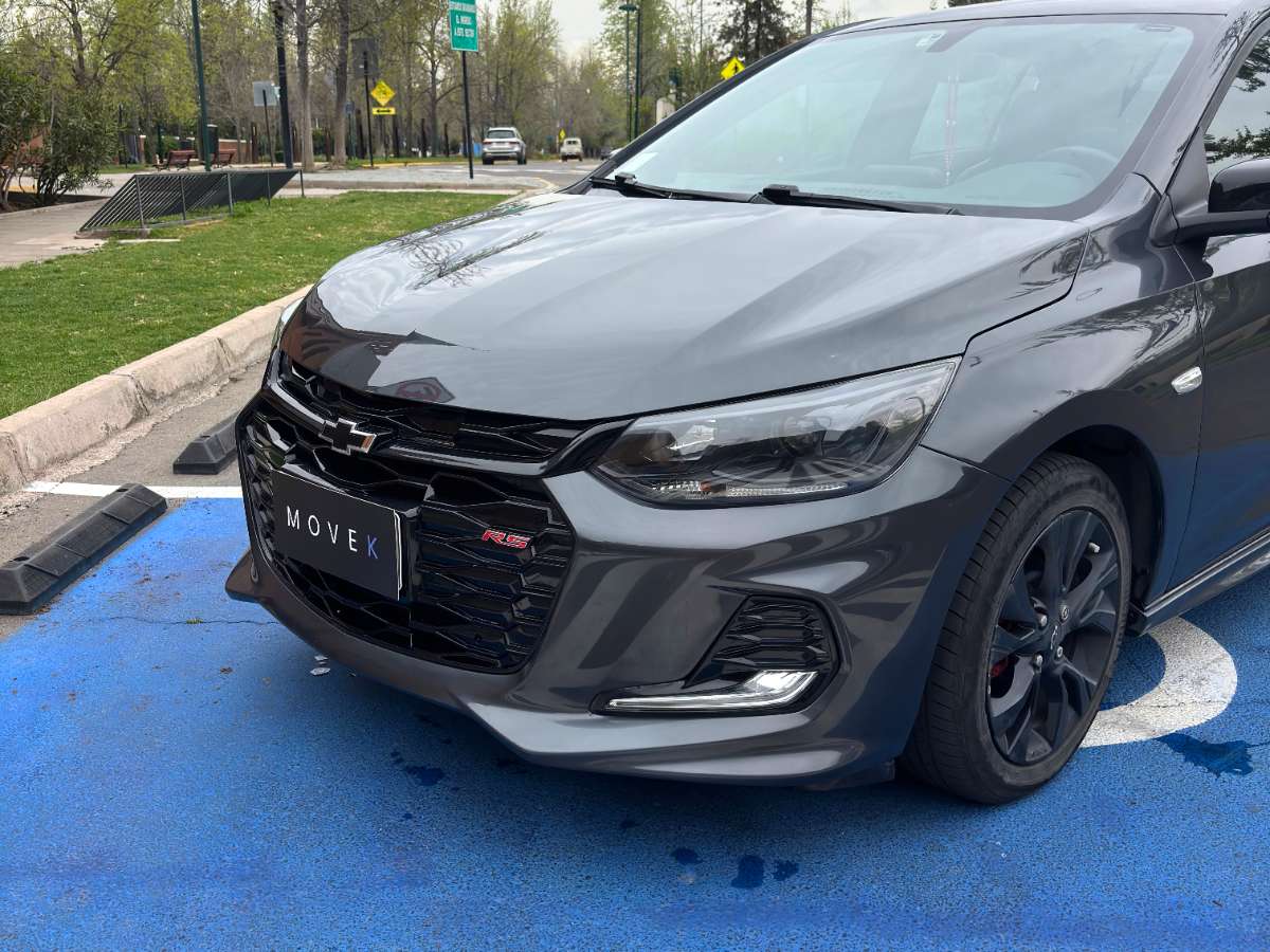 Chevrolet Onix Hb — foto 2 de 9