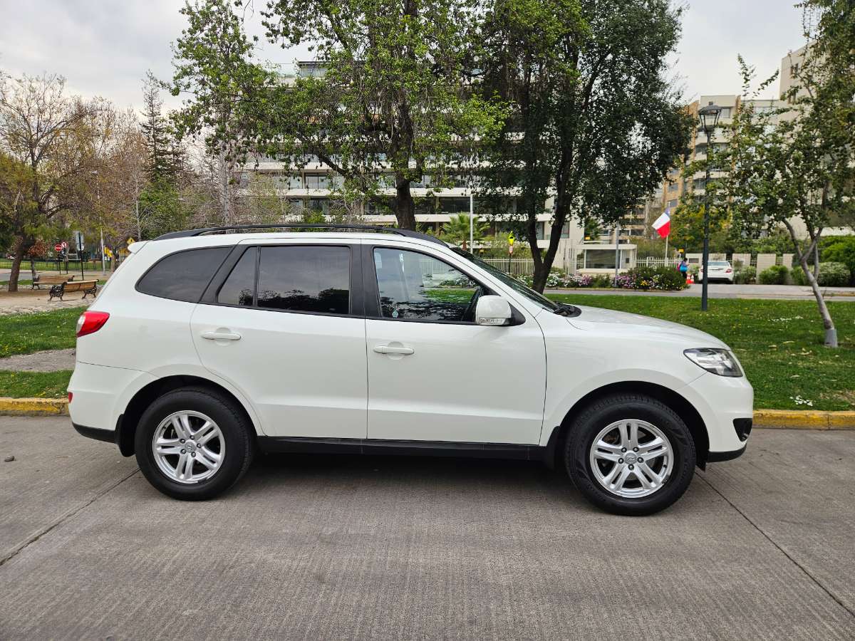 Hyundai Santa Fe — foto 4 de 25