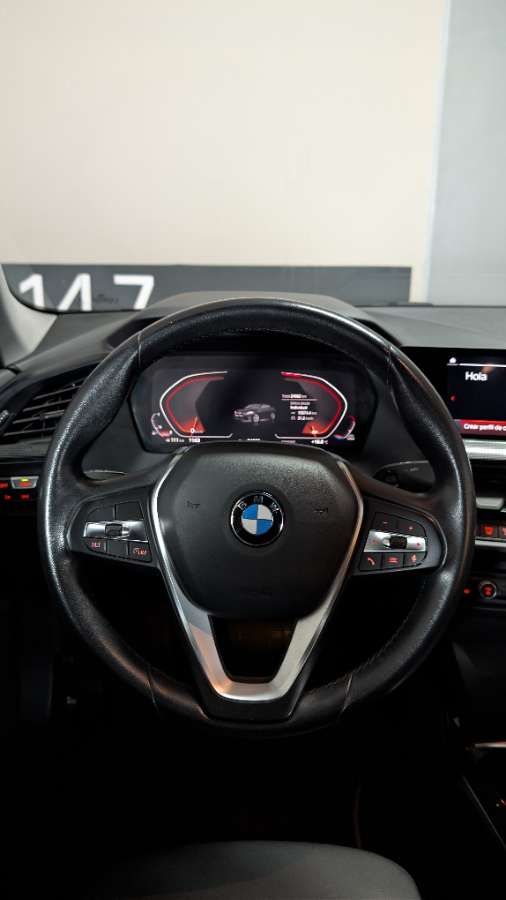 BMW 218I — foto 19 de 29