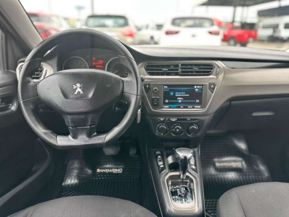 Peugeot 301 Active Vti1.6 Aut — foto 15 de 17