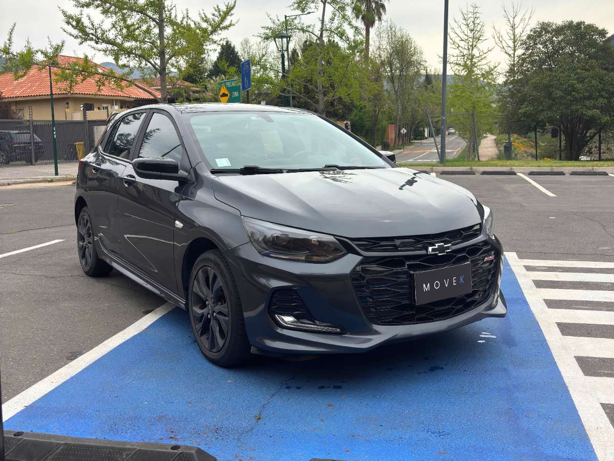 Chevrolet Onix Hb — foto 3 de 9