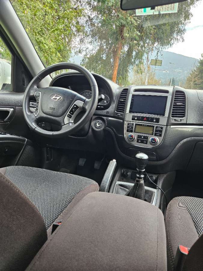 Hyundai Santa Fe — foto 14 de 25
