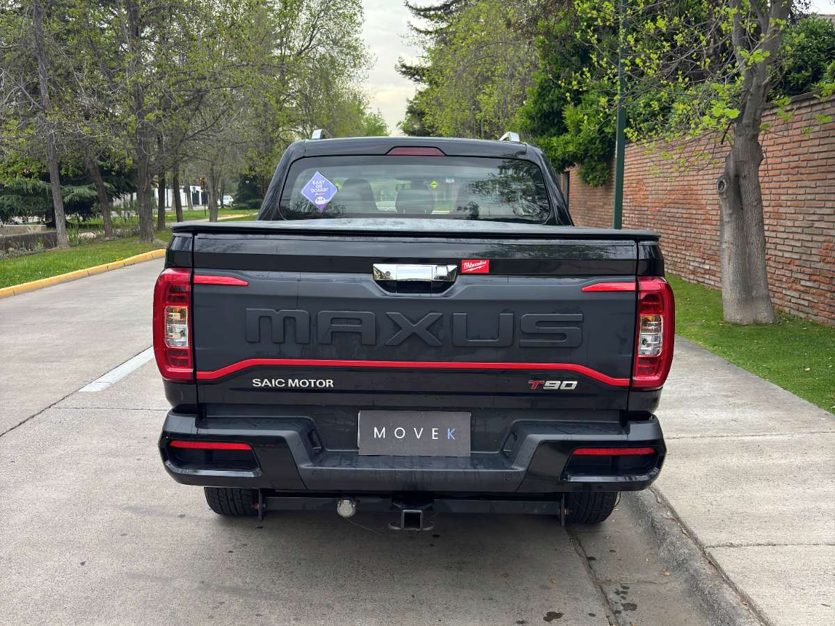 Maxus T90 — foto 5 de 10
