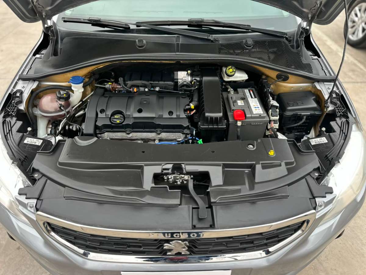 Peugeot 301 Active Vti1.6 Aut — foto 17 de 17