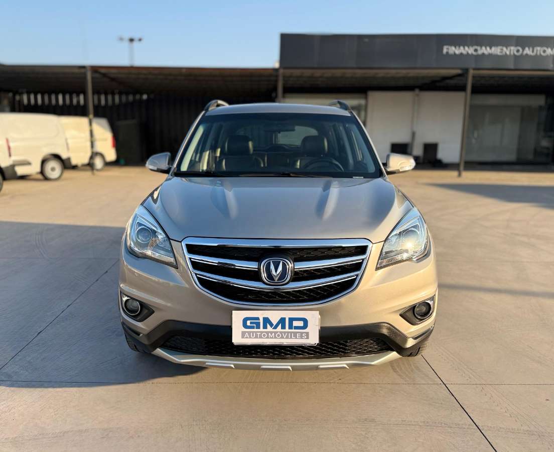 Changan Cs35 Otto — foto 3 de 20