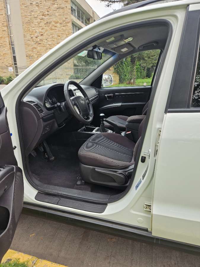 Hyundai Santa Fe — foto 10 de 25