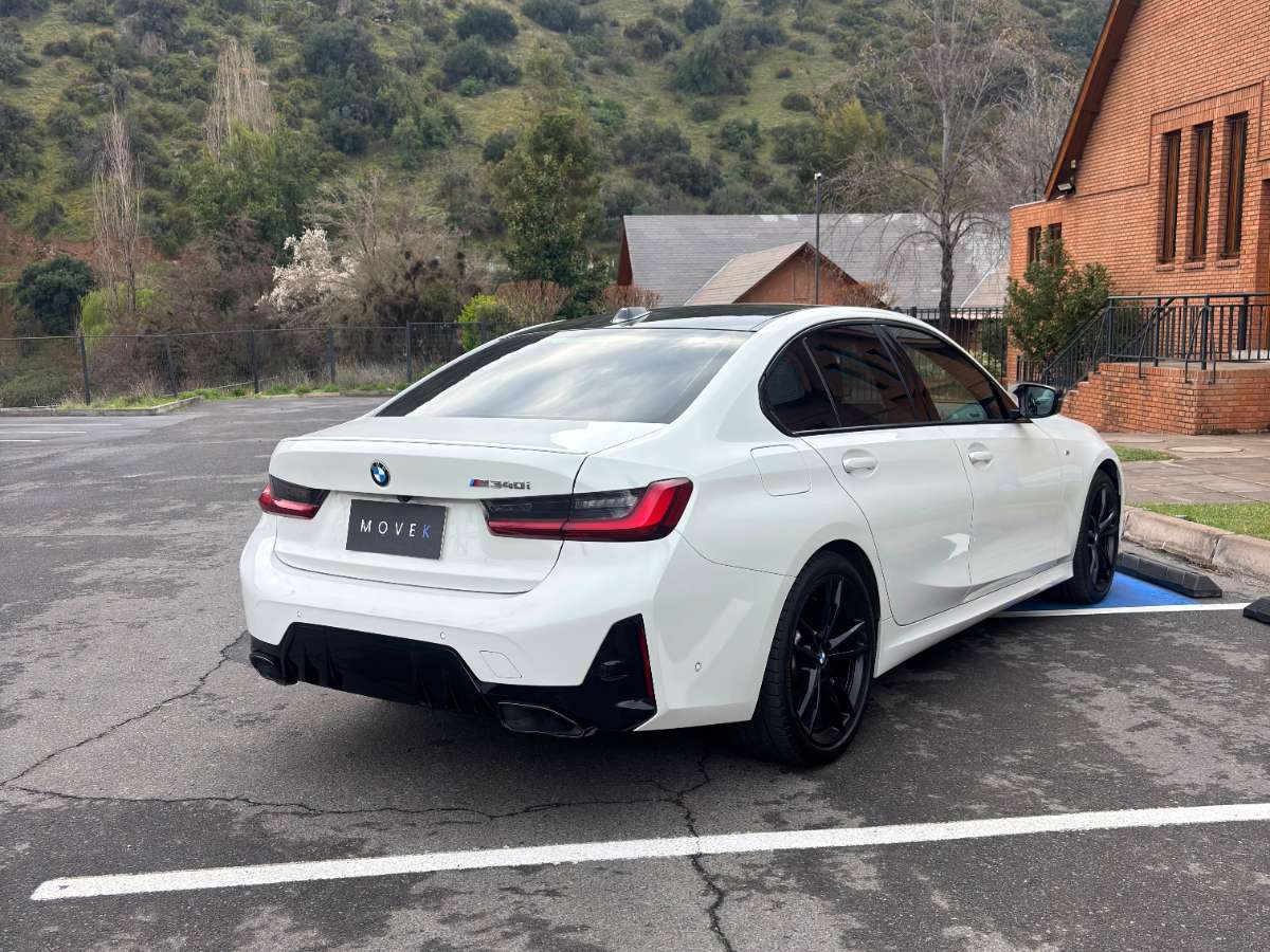 BMW M340I — foto 4 de 10