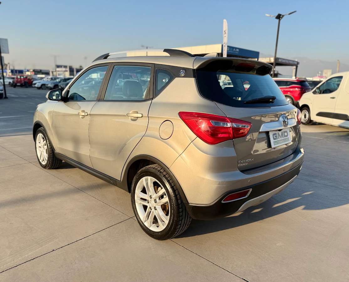 Changan Cs35 Otto — foto 7 de 20