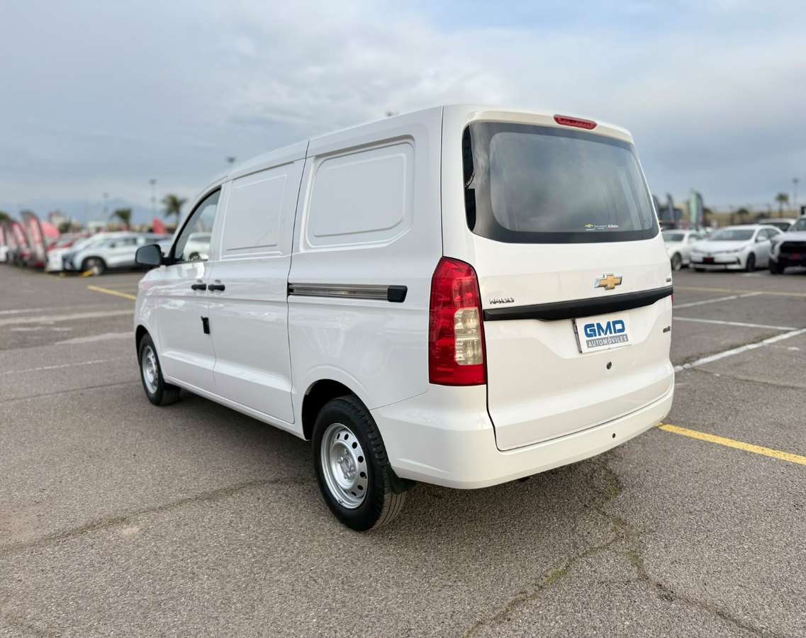 Chevrolet N400 Max — foto 7 de 20