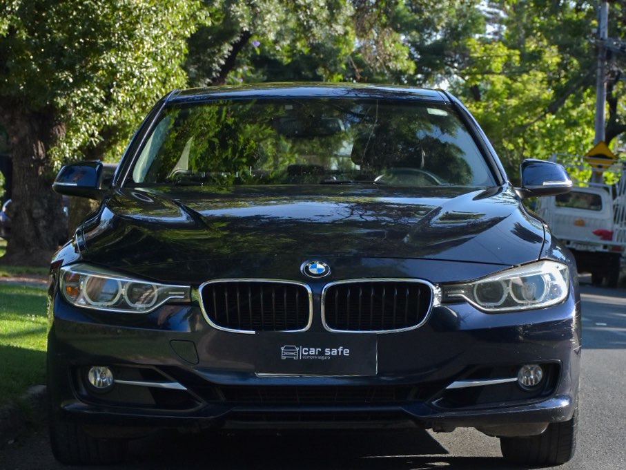 BMW 320 I 2013 (1/8)