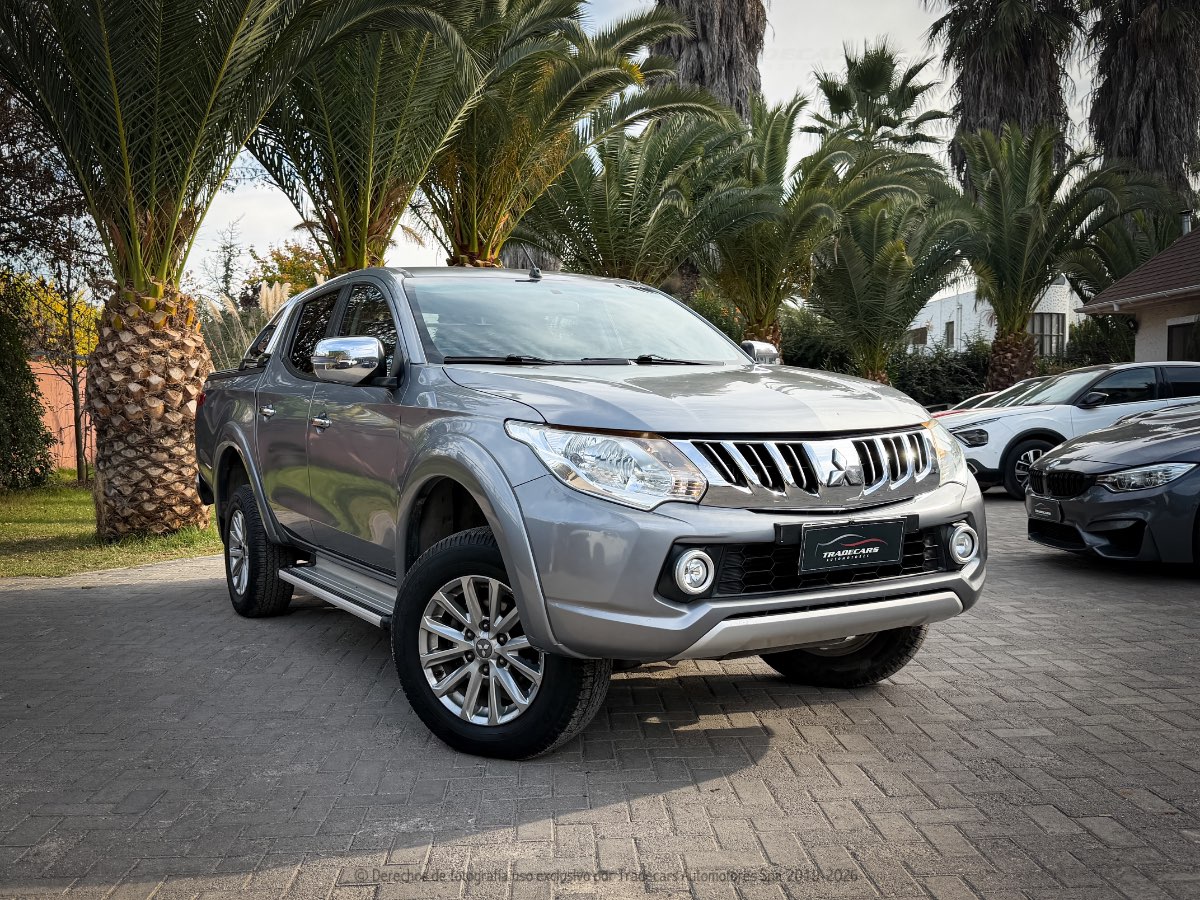 Mitsubishi L 200 DAKAR 2017 (1/12)
