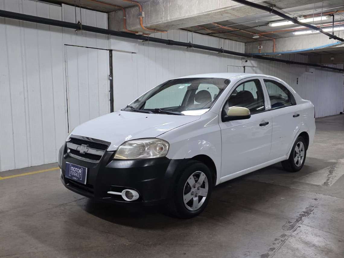 Chevrolet AVEO SEDAN LS NB 1.4 2015 (1/11)
