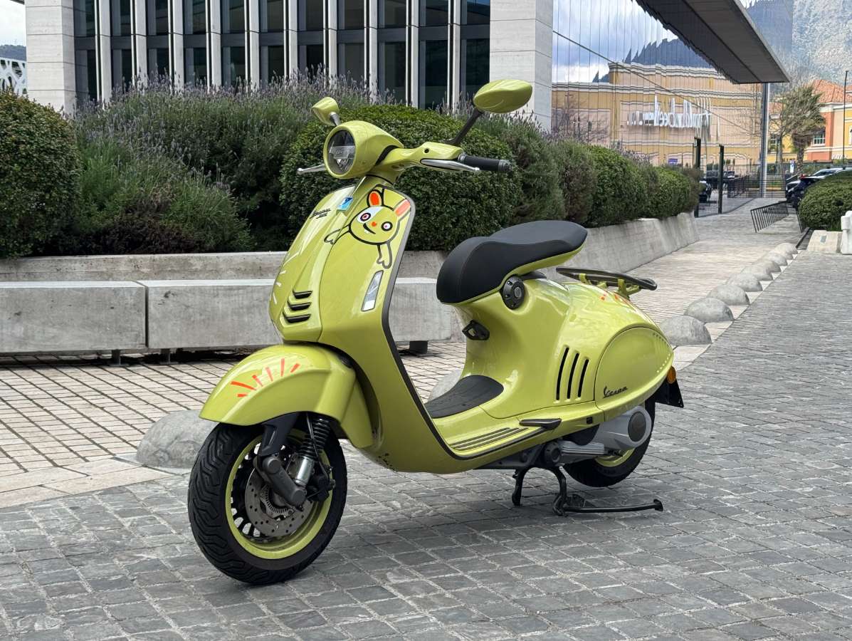 Vespa 946 2024 (1/14)