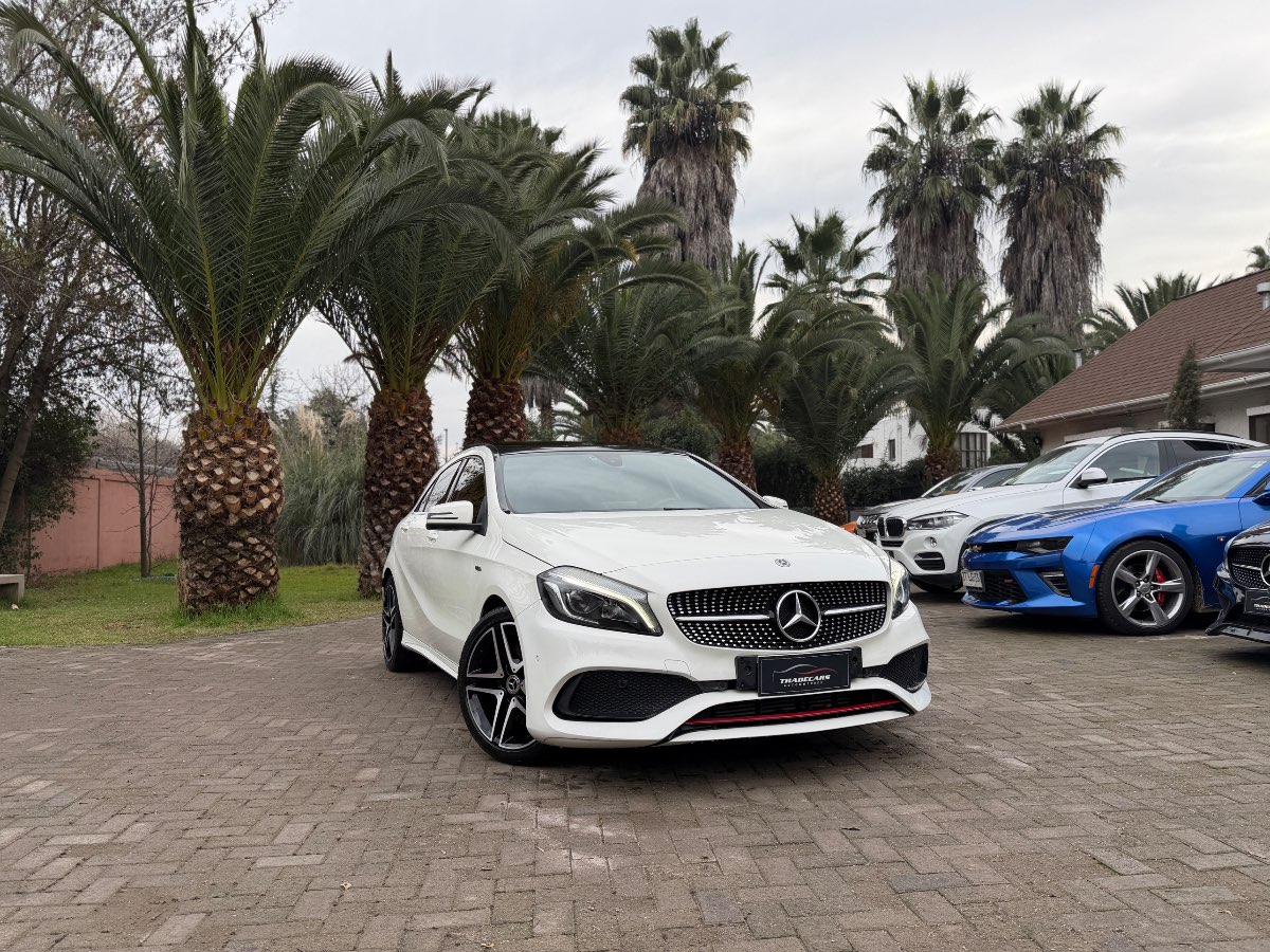 Mercedes-Benz A250 2018 (1/17)