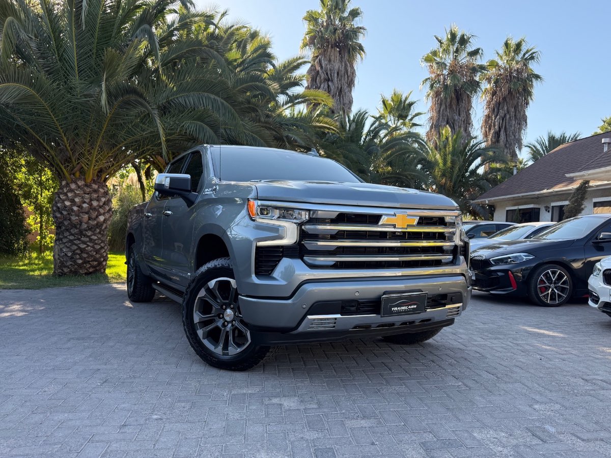 Chevrolet SILVERADO 2026 (1/16)