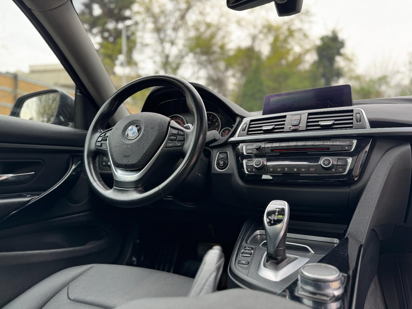 BMW 420I — foto 9 de 19