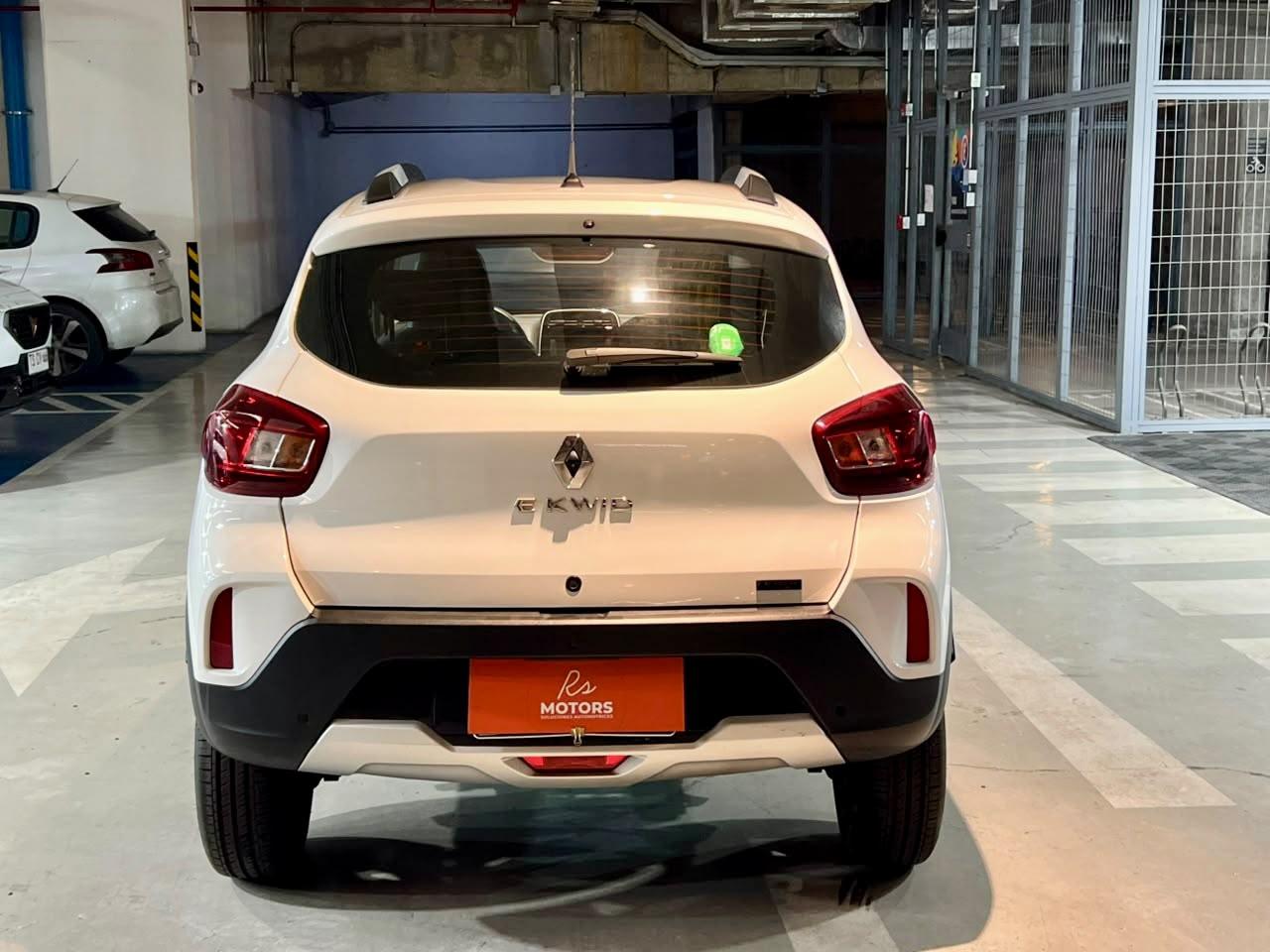 Renault Kwid — foto 5 de 23